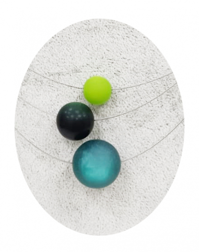 OLA4004- 3 reihige feine Halskette, 3 Perlen aus Kunstharz, blau,d.grün,türkis