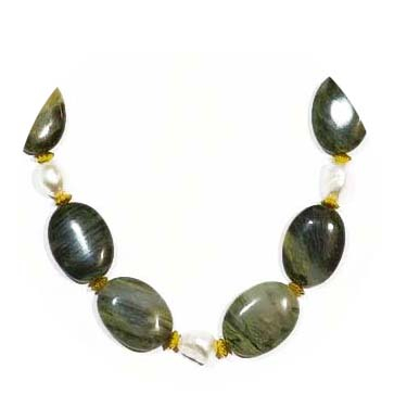 PLM404- Halskette aus Achat Scheiben grün bis d. grün 48cm
