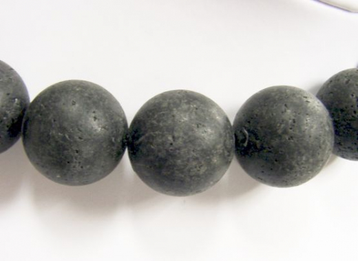 ST106D16- 1 Strang Lava Natur Grau fein Matt Perlen 16mm