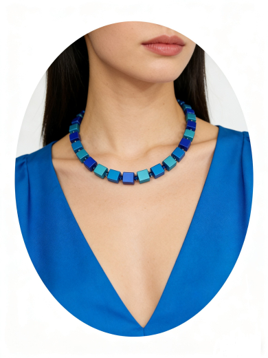 CUE8A02- Blickfang blau, blau, blau aus elox. Alum. Würfel 8x8x8