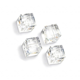 STW4001-100 Stk in Strang Kristallstrass Würfel 4x4 kristall