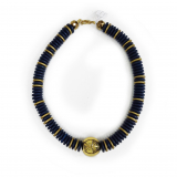 CLMA006- Kette aus Holzscheiben im blau, gold mit Gold Kugel