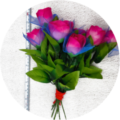 DK1002- 10 Stk Rosen aus Kunststoff wie echt