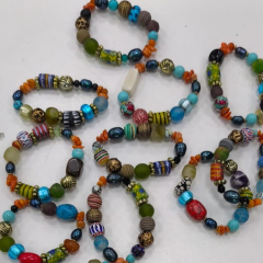 ABAF999- 1 Armband aus Handmade Glasstein Afrika