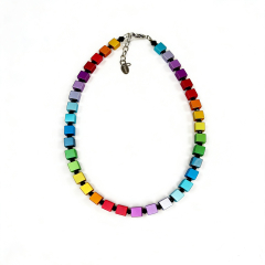 CUE8A00- Blickfang Regenbogenverlauf aus elox. Alum. Würfel 8x8x8